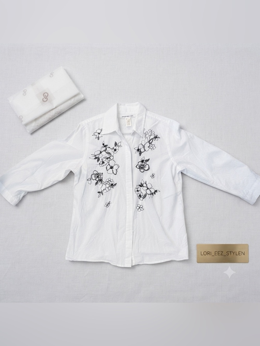 Jones New York White Button-Down Shirt with Black Floral Embroidery